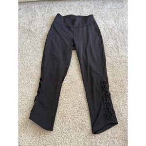 Lululemon Ankle Lace Up Crop Legging size 6